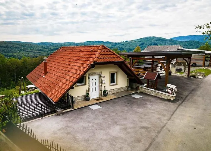 Vineyard Cottage Na Hribu